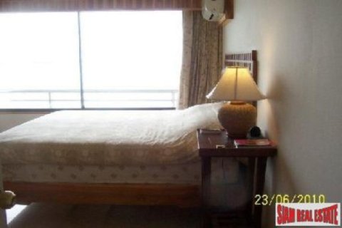 3 bedrooms Apartment in Pattaya, Thailand No. 96474 2