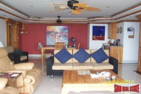 3 bedrooms Apartment in Pattaya, Thailand No. 96474 9