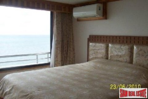 3 bedrooms Apartment in Pattaya, Thailand No. 96474 4