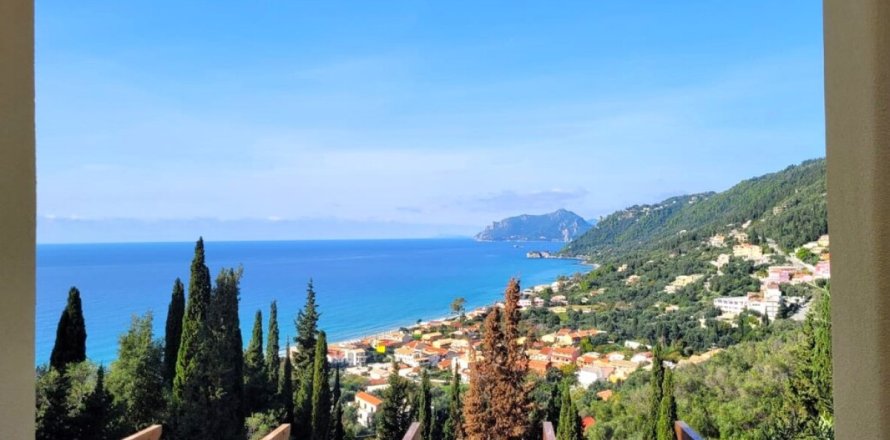 Вилла с 3 спальнями в Керкира, Греция №61788