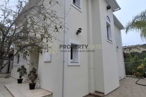 4 chambres Villa à Agios Tychonas, Cyprus No. 80644 9