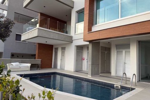 3 bedrooms Penthouse in Agios Athanasios, Cyprus No. 103971 1