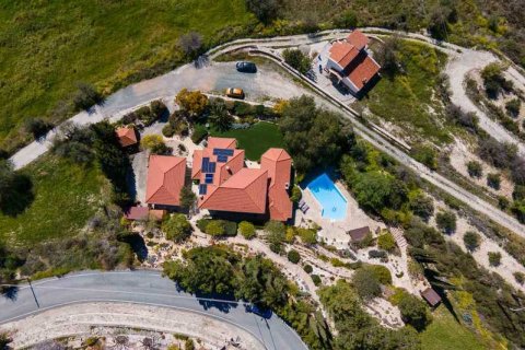 4 bedrooms Villa in Laneia, Cyprus No. 101364 3