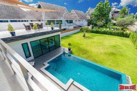 251m² Villa en Hua Hin, Thailand No. 96222 4