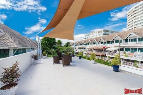 251m² Villa en Hua Hin, Thailand No. 96222 3