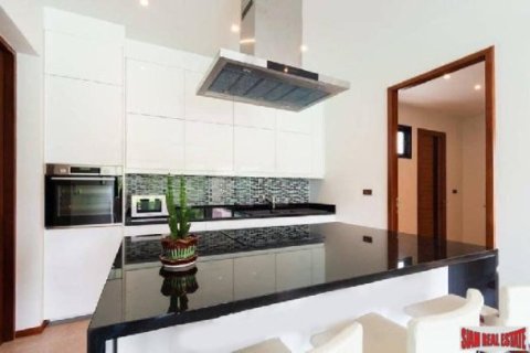 251m² Villa en Hua Hin, Thailand No. 96222 21