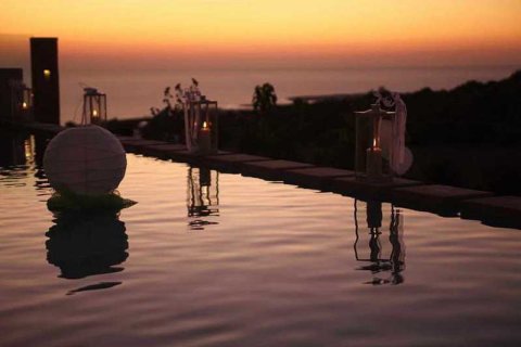 5 bedrooms Villa in Tala, Cyprus No. 84401 9