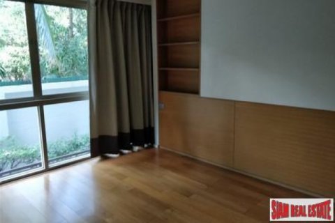 4 bedrooms Apartment in Bangkok, Thailand No. 95785 6