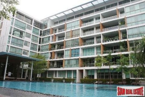 4 bedrooms Apartment in Bangkok, Thailand No. 95785 1