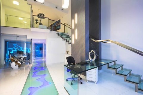 Коммерческая недвижимость 183м² в Лимассол, Кипр №105895 8