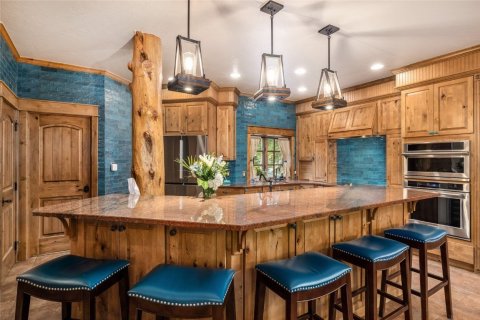 4 bedrooms House in Silverthorne, USA No. 104614 26