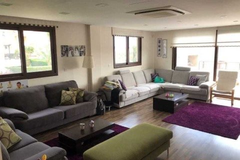 3 chambres House à Agios Athanasios, Cyprus No. 39662 6