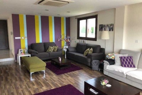 3 chambres House à Agios Athanasios, Cyprus No. 39662 5