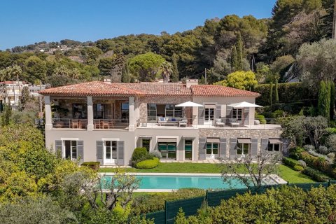 5 bedrooms Villa in Cannes, France No. 99305 6