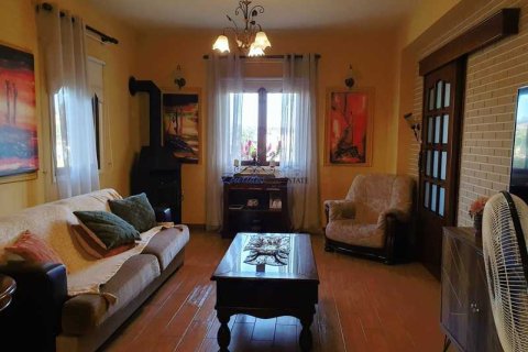 4 bedrooms House in Aradippou, Cyprus No. 40206 11