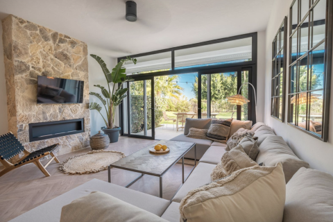 3 dormitorios Townhouse en Nueva Andalucía, Spain No. 83893