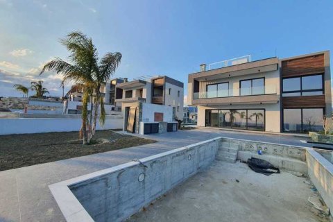 4 dormitorios House en Parekklisia, Cyprus No. 31361 2