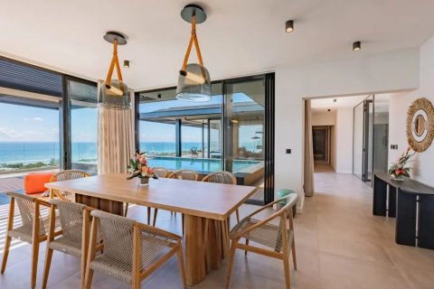 4 bedrooms Villa in Black River, Mauritius No. 86623 3