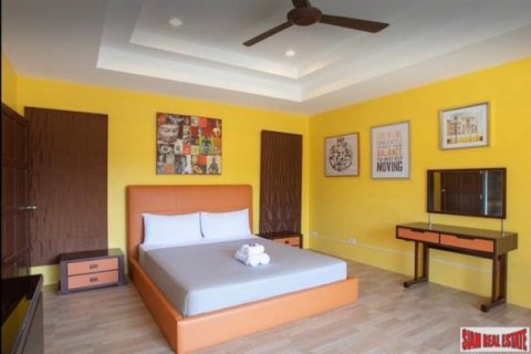 4 bedrooms Villa in Rawai, Thailand No. 95830 13