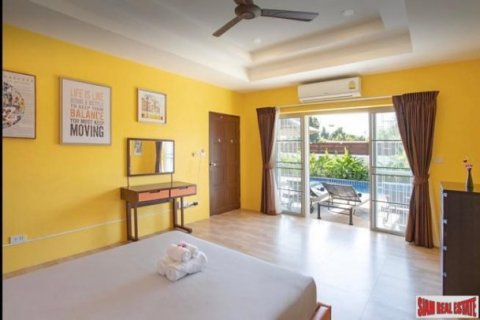 4 bedrooms Villa in Rawai, Thailand No. 95830 11