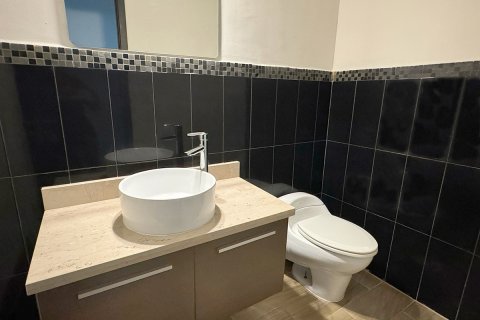 3 bedrooms Apartment in Panama City, Panama No. 109783 6