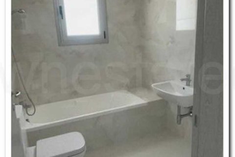 5 bedrooms Villa in Agios Tychonas, Cyprus No. 78013 4