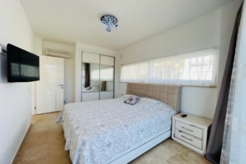 4 bedrooms Villa in Nong Ha, Vietnam No. 14566 3