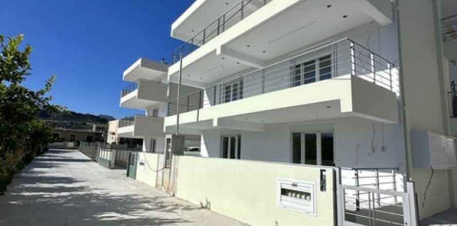 4 bedrooms Apartment in Xylokastro, Greece No. 107250