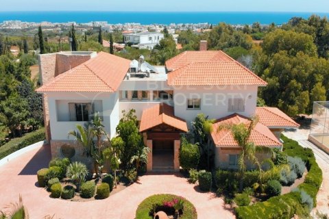 7 bedrooms Villa in Protaras, Cyprus No. 36560 1