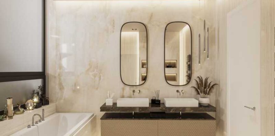 6 bedrooms Villa in Agios Athanasios, Cyprus No. 62545