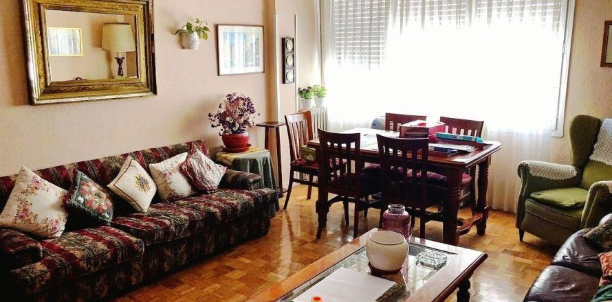 4 bedrooms Apartment in Thanh Son, Vietnam No. 92233