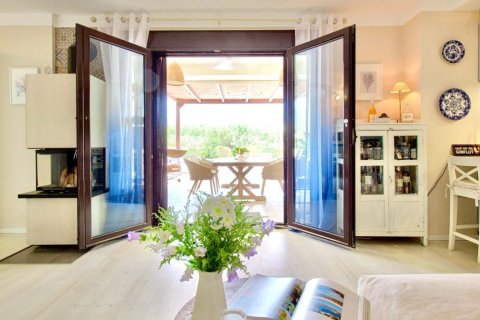 3 bedrooms Villa in Chania, Greece No. 71501 7