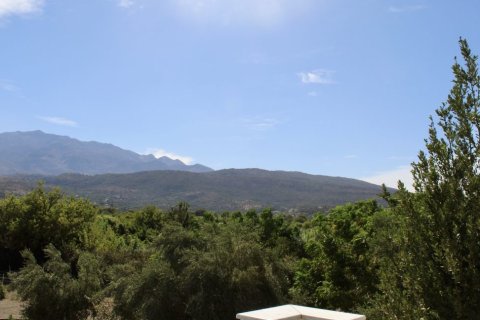 3 bedrooms Villa in Chania, Greece No. 71501 18