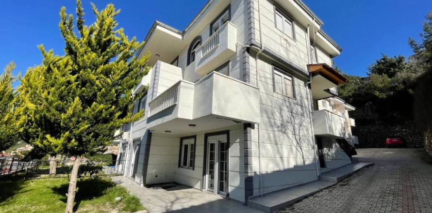 Квартира с 6 комнатами в Аланья, Турция №22093