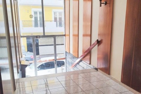 2 chambres Appartement à Piraeus, Greece No. 54679 8