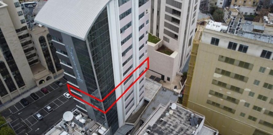 230m² Commercial property in Nicosia, Cyprus No. 105091