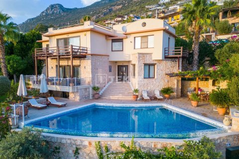 5 bedrooms Villa in Kas, Turkey No. 95486