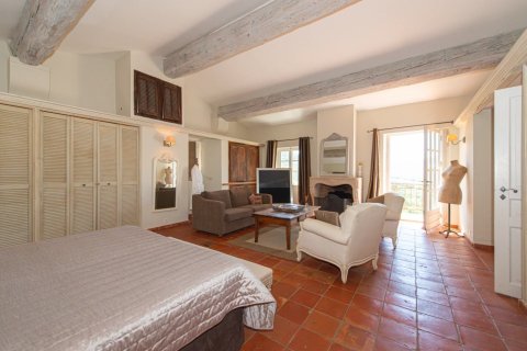 6 dormitorios Villa en Le Plan-de-la-Tour, France No. 69026 12