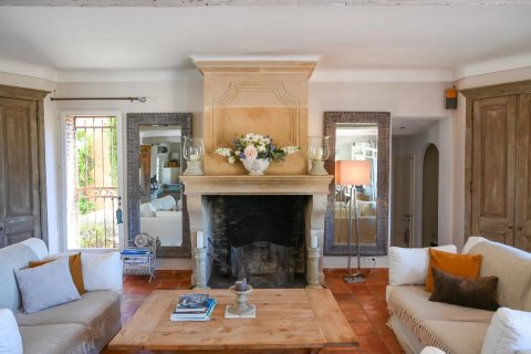 6 dormitorios Villa en Le Plan-de-la-Tour, France No. 69026 9