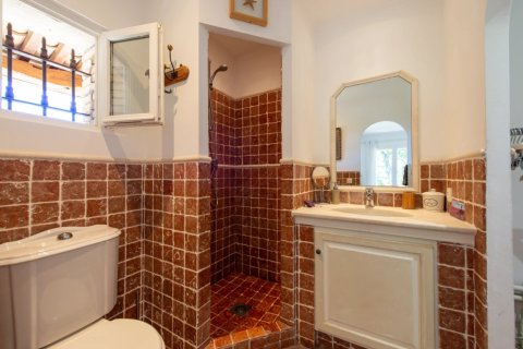 6 dormitorios Villa en Le Plan-de-la-Tour, France No. 69026 24