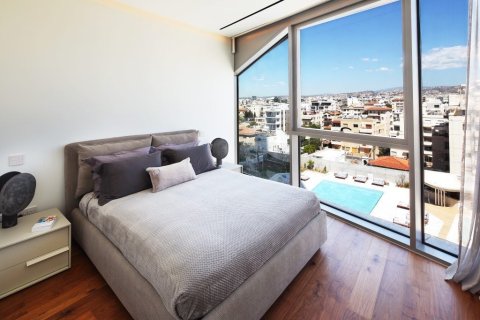 2 bedrooms Apartment in Limassol, Cyprus No. 37466 11