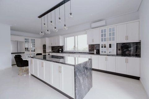 7 bedrooms Villa in Kalyvia Thorikou, Greece No. 107938 7