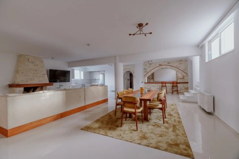 7 bedrooms Villa in Kalyvia Thorikou, Greece No. 107938 21