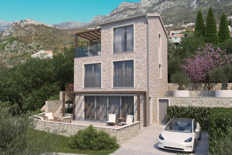 3 bedrooms Villa in Blizikuce, Montenegro No. 78180 2