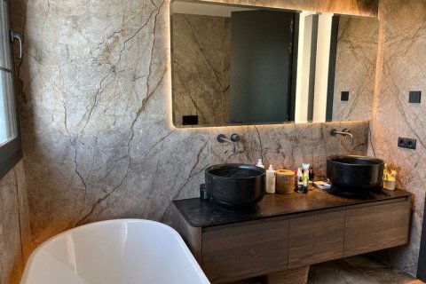 5 bedrooms Villa in La Da, Vietnam No. 27491 18