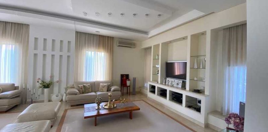 5 chambres Villa à Mouttagiaka, Cyprus No. 76771