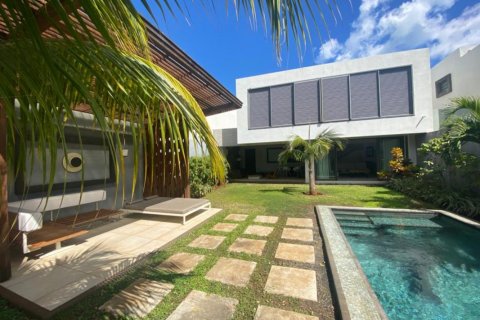 4 bedrooms Duplex in Balaclava, Mauritius No. 60861 1