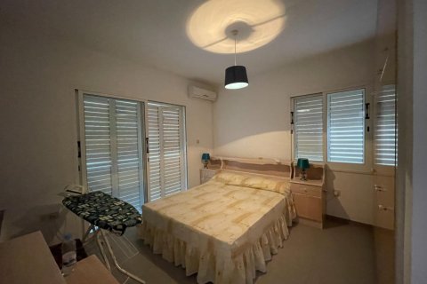 Земельный участок с 6 спальнями в Пафос, Кипр №65102 19