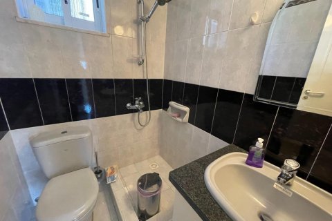 Земельный участок с 6 спальнями в Пафос, Кипр №65102 22