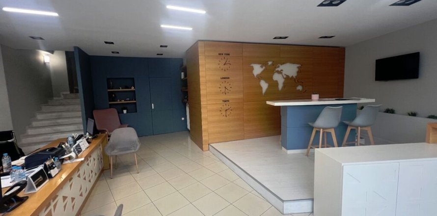 194m² Commercial property in Evosmos, Greece No. 108162